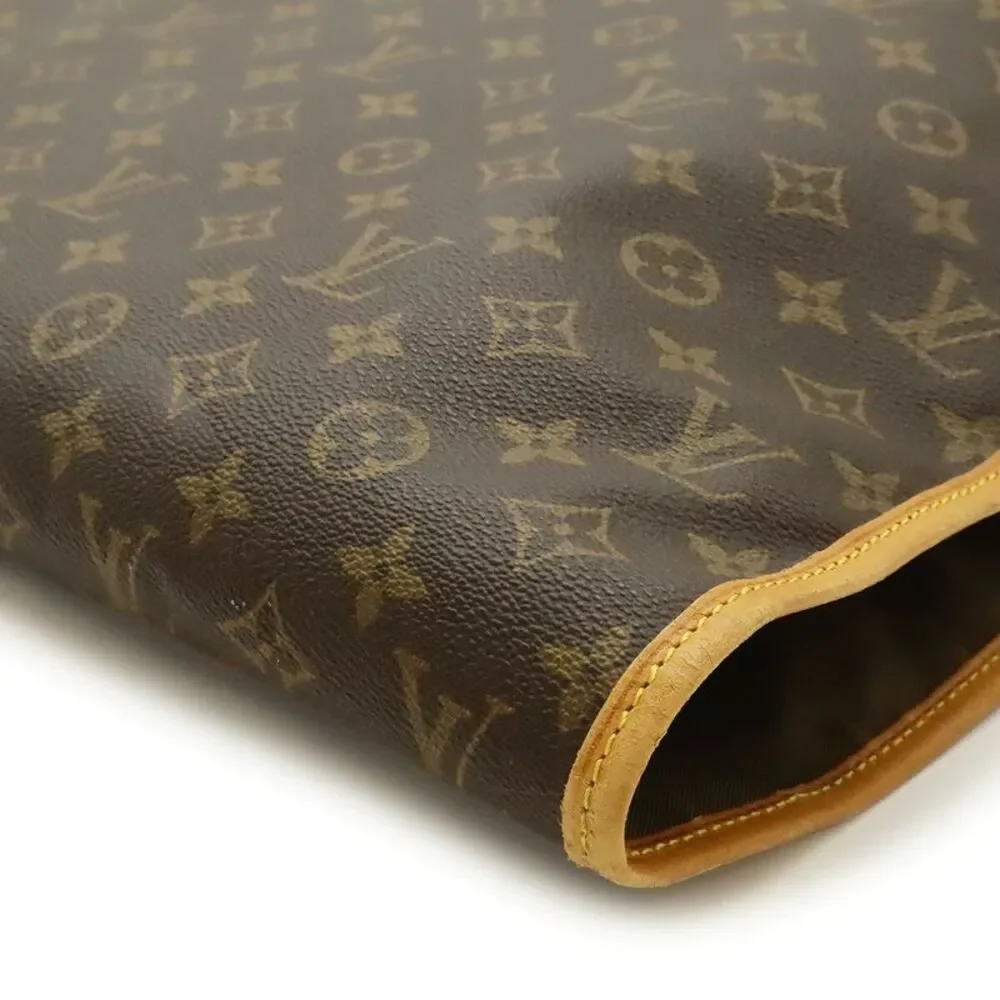 Louis Vuitton delivery duty
